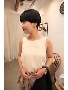 エヌヨンブンノイチ 茅ヶ崎(n1/4) 20代30代前髪ありショートマッシュショート丸みショートレイヤー