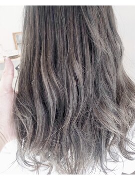 ヘアーアンドアトリエ マール(Hair&Atelier Marl) 【Marl外国人風カラー】ブルーアッシュのハイライトカラー