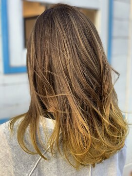 リッカヘアー(Ricca hair) ブロンドアッシュ×ハニーイエローグラデーション