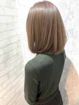 ジーナ 渋谷駅前(Zina) 【Zina　渋谷】イメチェン毛先パーマ耳かけ×フォギーベージュ