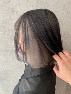 ヘアサロンM 新宿 インナーシルバー