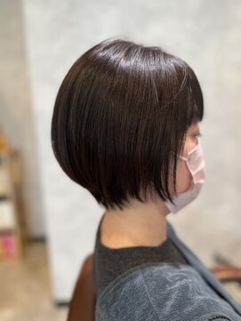 エスト(est) 【くびれボブ】収まりやすいカットとしっとりカラーで艶髪