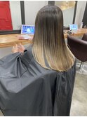 バレイヤージュ　ハイトーングレージュ　ブリーチ目安2回