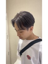 ケンジ 横須賀中央(KENJE) センターパート×ダークシルバー