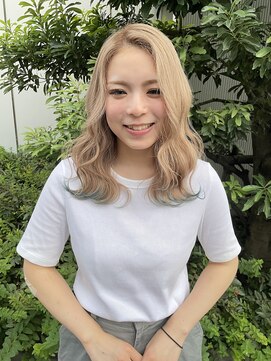 リノート バイ エゴル 名古屋(LINOET by ENGOL) 【LINOET名古屋】手島カミラ 水色エンドカラー