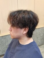 ニアウ 伊勢崎連取店(Niau)&nbsp;センターパートウルフメンズツイストスパイラルパーマ