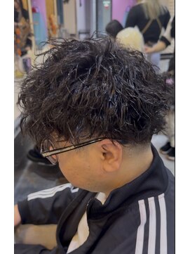 ラビス 浦和(Lovis) ダークアッシュ/カルマパーマ/アッシュブラック/韓国マッシュ