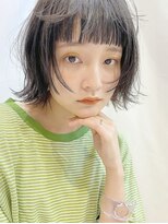 ディッセンバー 神宮前(December) ワイドバンググレージュカラー切りっぱなしボブレイヤーカット