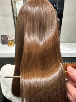 アレン 広島駅前店(ALLEN)の写真/≪広島市/髪質改善≫オリジナル技術で自然でまとまる潤い艶ストレート♪思わず触りたくなるような美髪に◎