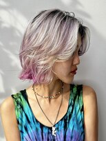 海外風レイヤーボブブリーチカラー