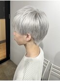 ホワイトシルバーアッシュブロンドブリーチダブルカラー/横浜駅