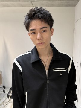 ファルベ(Farbe) フェザーパーマ/サーフカール/刈り上げセンターパート