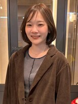 アトリエ(atelier.)&nbsp;ベージュカラー 髪質改善 くびれヘア ショートボブ 20代 艶髪