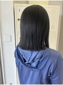 まとまり抜群の艶ボブストレート