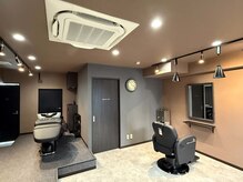 リフト(LIFT)の雰囲気(シックな空間ででキャリアのあるスタイリストが担当します。)
