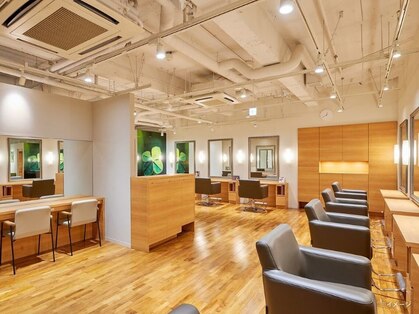 ソシエ アヴェダ まるひろ川越店(SOCIE AVEDA)の写真