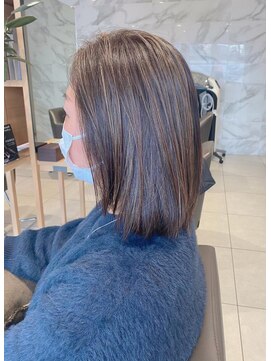 キャリ(CALI) ハイライトグレージュ　CALI・田町・三田・美容室・CHIAKI