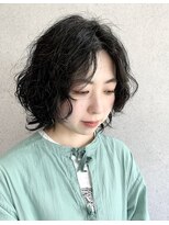 ミクマル(micmal)&nbsp;くせ毛風スパイラルパーマ/暗髪/小顔ネオウルフ/大人かわいい