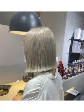 レックス 中野(rex) 外はねボブ　ペールベージュ