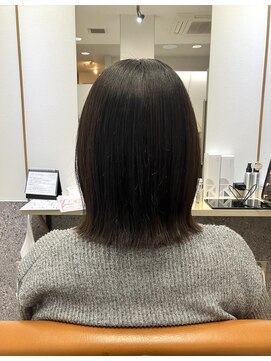 トゥーリ 浜町店 長崎(tuuli) 半個室サロンtuuli  切りっぱなしボブ