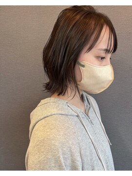 クララデアンシュシュ(Kurara de UN CHOU CHOU) 暗めグレージュカラー