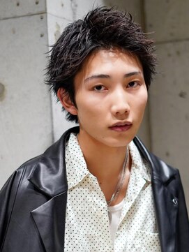 ライラ(Lyla) ソフトツイストリバースショート