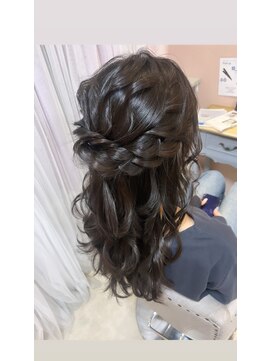 プーペ(pupe) ハーフアップ