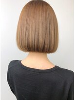 フルショウ 梅田(FURUSHO) 艶髪カミルクティーブラウンショートボブミニマルボブ