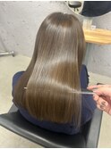 ミルクティーグレージュカラーメテオカラー髪質改善カラー