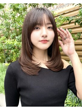 ミラリー トウキョウ(Mirareee Tokyo) 20代30代40代◎前髪パーマ韓国風巻きくすみベージュお団子ヘア