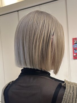 ラフ バイ マグ 南松本(R.A.F. by Mag) ケアブリーチカラーホワイトカラーホワイトベージュハイトーン