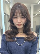 ログ オモテサンドウ(L.O.G OMOTESANDO) レイヤーカットくびれヘア
