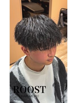 ルースト 原宿店(ROOST) ツイスパ/ツイストスパイラル/ツイストパーマ/パーマ/原宿
