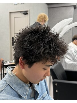 スパイキーパーマ