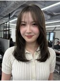ミディアムレイヤーカット顔周りレイヤーハッシュカット透明感