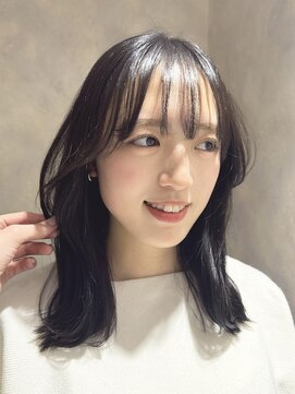 フェイス 石川町 (FACE) ミディアムボブ，大人っぽスタイル