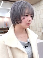 パークレーン アイス イヴェン アネックス(PARK LANE ICI yeven.anx)&nbsp;夏カラーを楽しむハイトーン×インナーカラー顔周りレイヤーYUKI