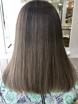 プラグ(Plug)&nbsp;セミロングストレート