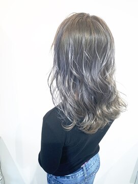 ラ モンターニュ ヘアー(La.montagne hair) 【La.monta gne】外国人風大人抜け感ロング♪