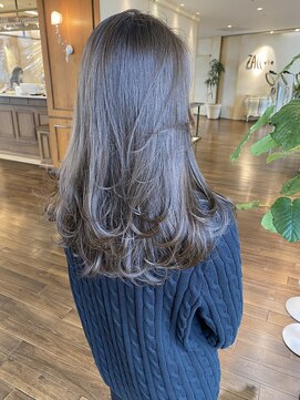 ザック ヴィ(ZACC  vie) レイヤーカット　グレージュ　20代30代40代