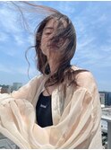 ゆる巻きレイヤーウェーブロンググレーアッシュくすみカラー