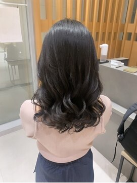 アピッシュ 国分寺(apish) 韓国風コテ巻きパーマ