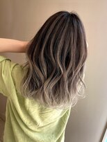 シャルムバイケンジ(Charm.by KENJE)&nbsp;バレイヤージュ/シャドウルーツ/ハイライト/デザインカラー/銀座