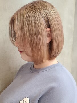 エリマ 武蔵小杉(elima) ミニボブ/ブリーチ/前下がり/ハイライト/ミルクティー/イルミナ