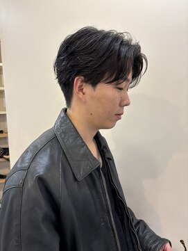 レーヴス(REVES) 毛流れセンターパート