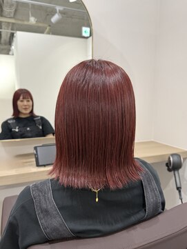アトレ 梅田店(attrait) ブリーチなしの赤髪