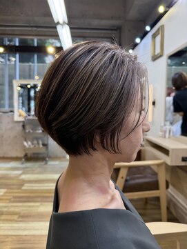 カシュカシュ(cache cache) 白髪ぼかしハイライトショート用賀