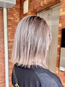 ステラ(STELLA) バレイヤージュグラデーション×ボブ