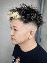 ジ オブスキュア(THE OBSCURE)&nbsp;金髪メッシュフェードツイストスパイラル