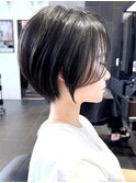 【30代/40代/50代】黒髪コンパクトショート/前髪なし/顔周り